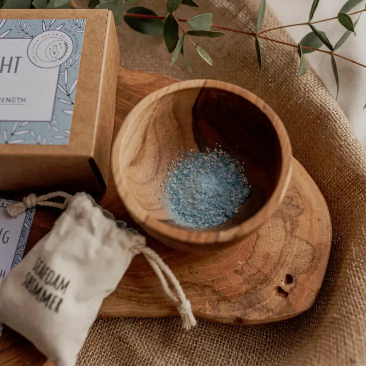 Mini Moonlight Waters Potion Kit (A Potion For Strength)